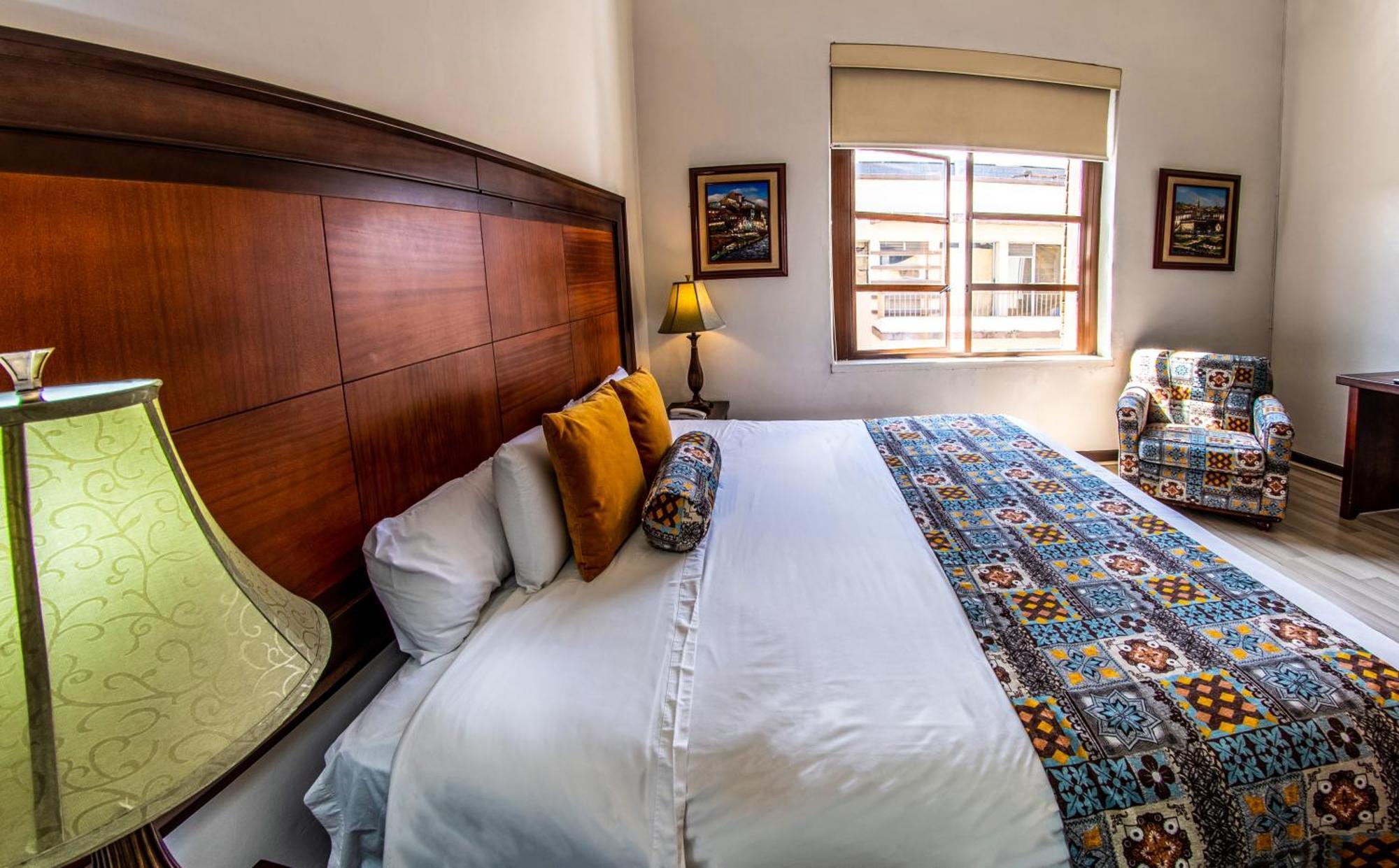 Hotel Cuenca Luaran gambar