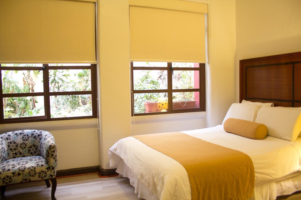 Hotel Cuenca Luaran gambar
