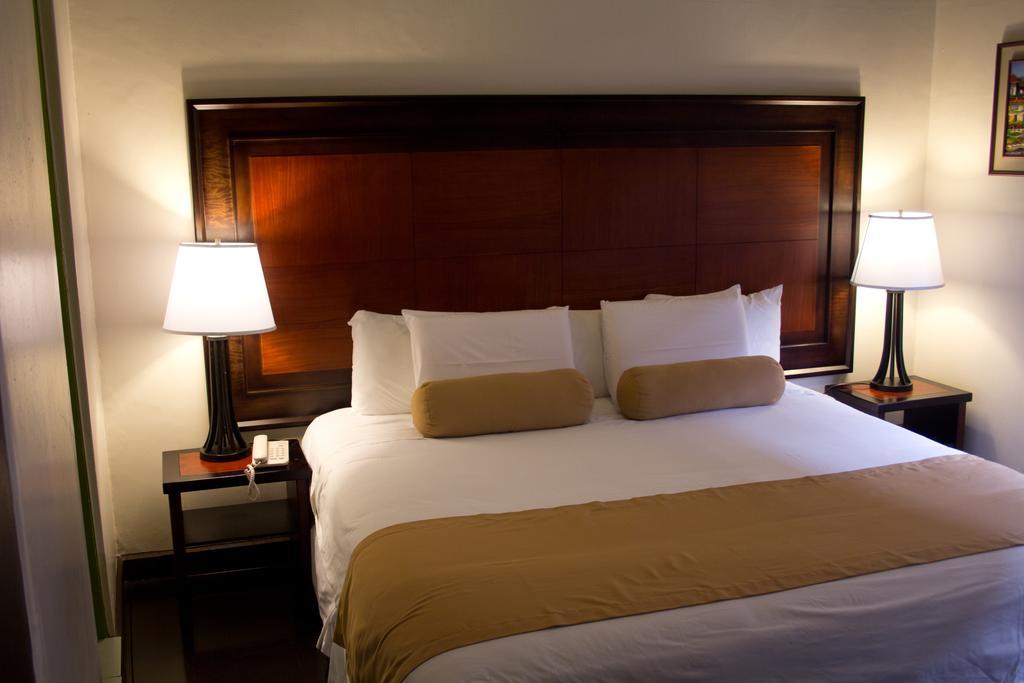 Hotel Cuenca Luaran gambar