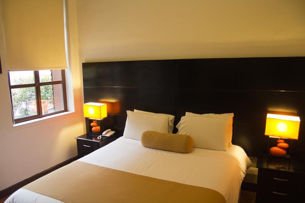 Hotel Cuenca Luaran gambar